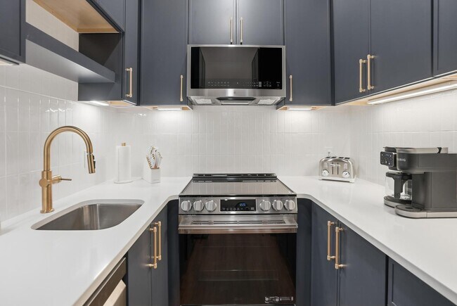 Building Photo - 309 Lorch St