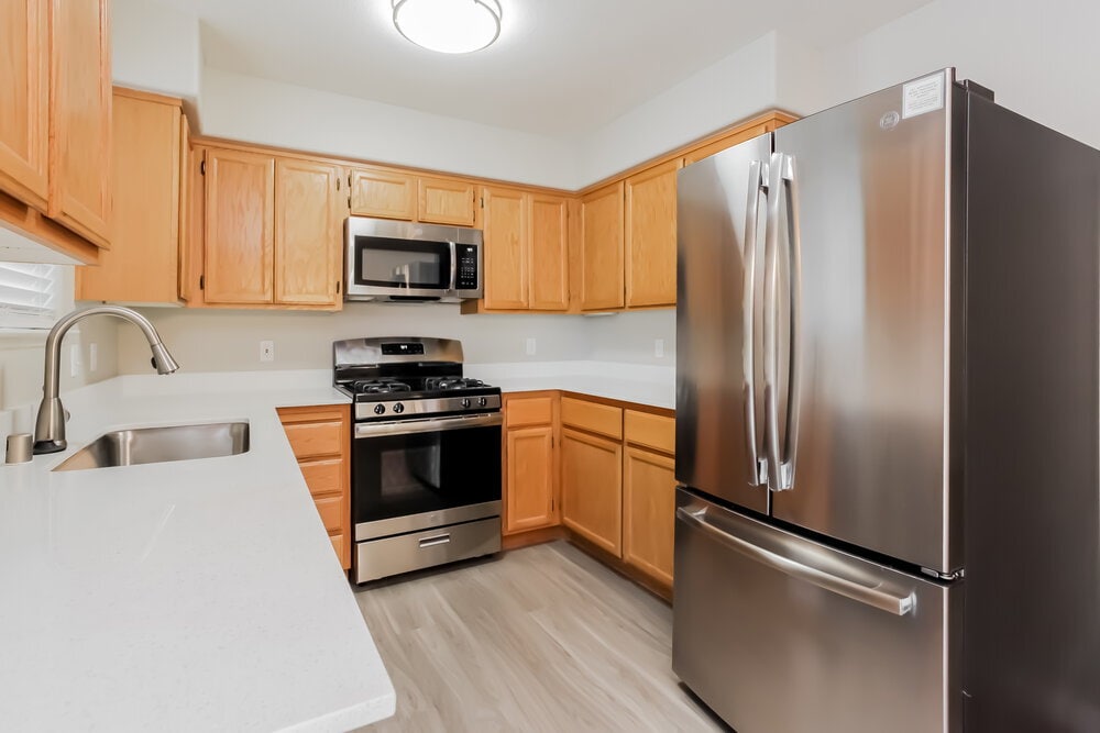 Building Photo - 7332 Backstretch Dr