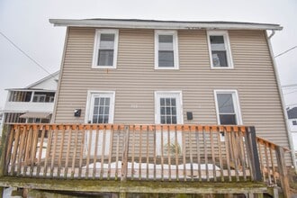 Building Photo - RWIL300