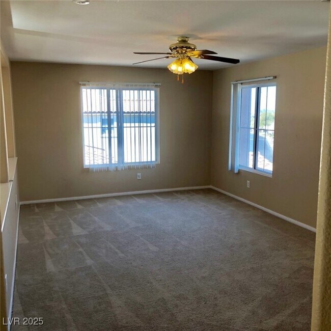 Building Photo - 1589 Sabatini Dr