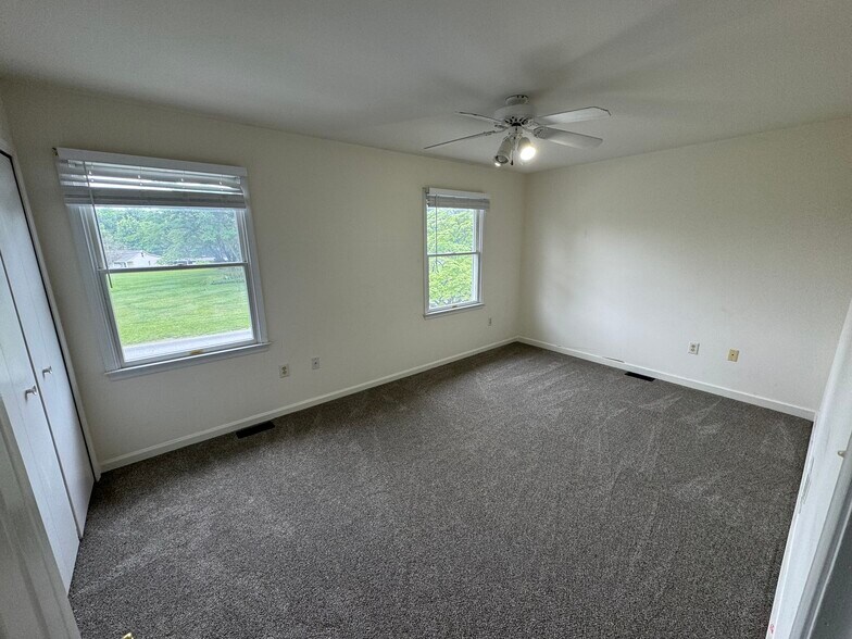 Master Bedroom new carpet - 45 S Colonial Dr