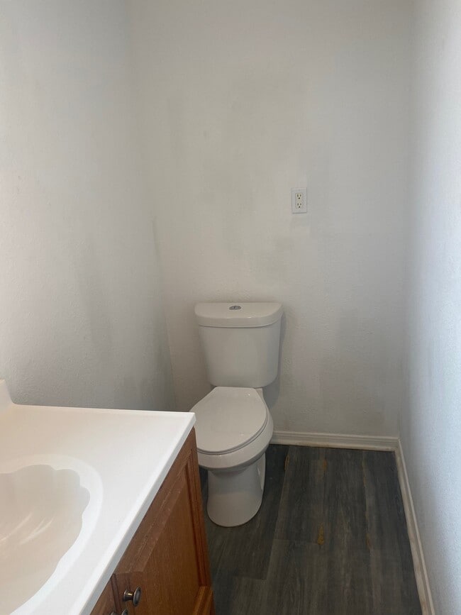 Building Photo - 16712 Fletcher Christian