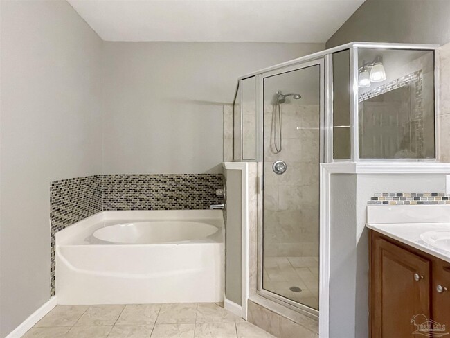 Building Photo - 16601 Egret Cir
