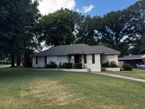 Building Photo - 4872 Carnes Ave