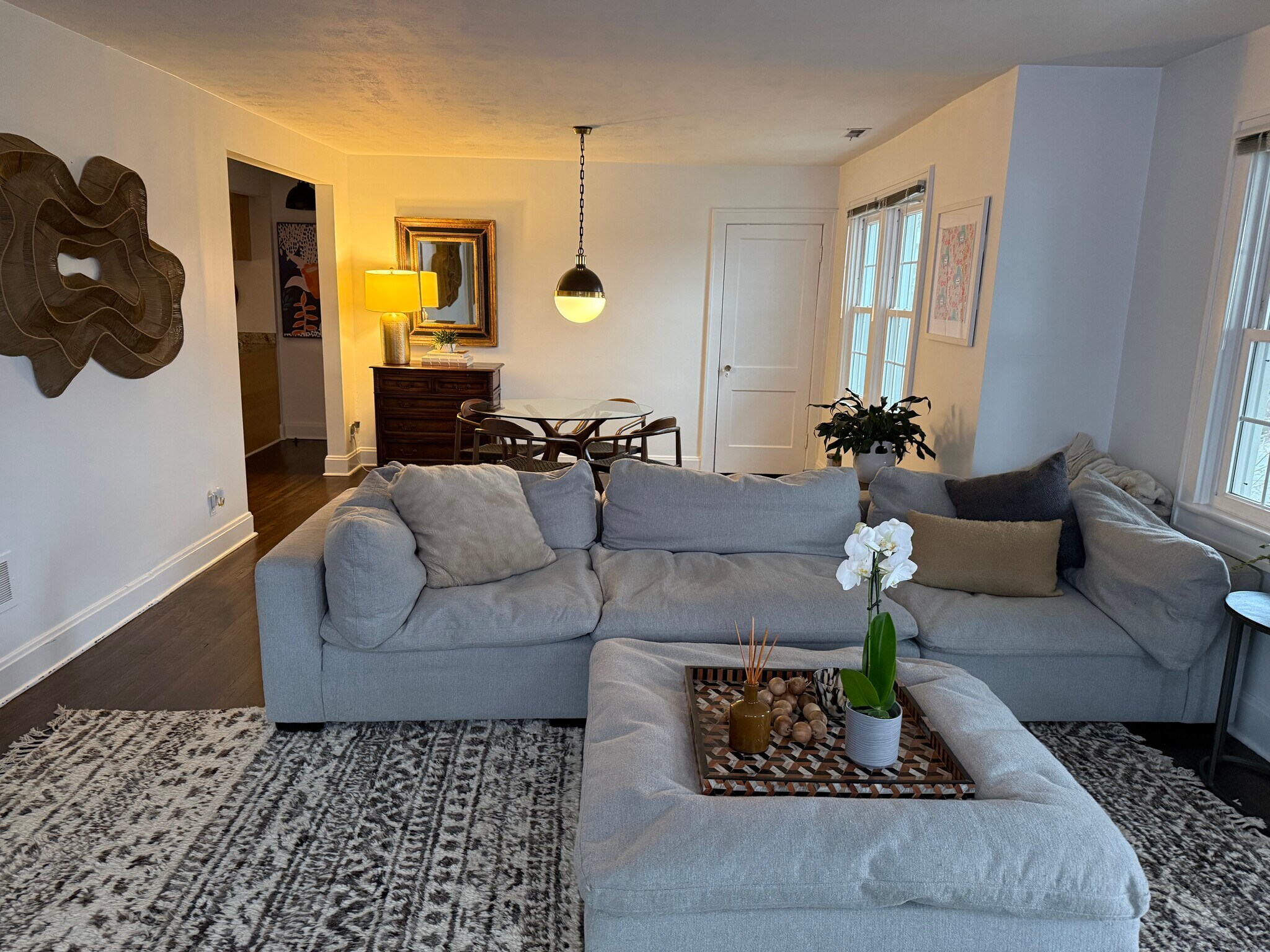 Building Photo - 1946 Guilford Rd