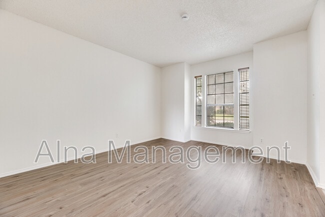 Building Photo - 7713 Rice Dr