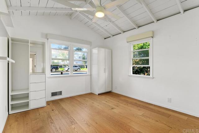 Building Photo - 721 3rd St