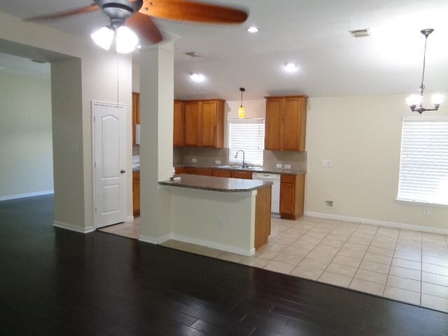 Building Photo - 30034 Saw Oaks Dr