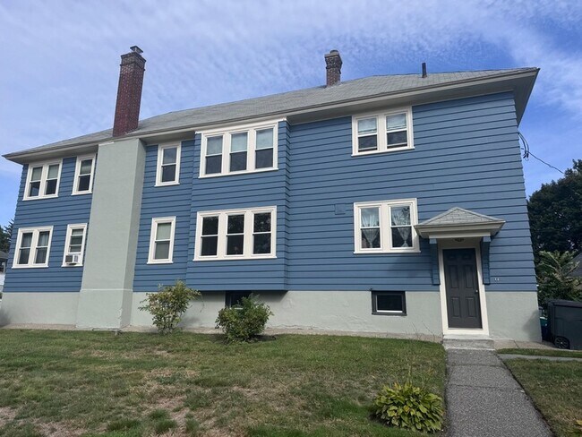 Building Photo - 398 Lovell St