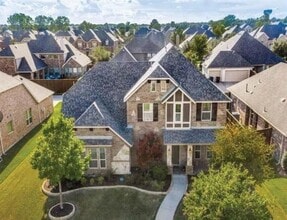 Building Photo - 12959 Early Wood Dr