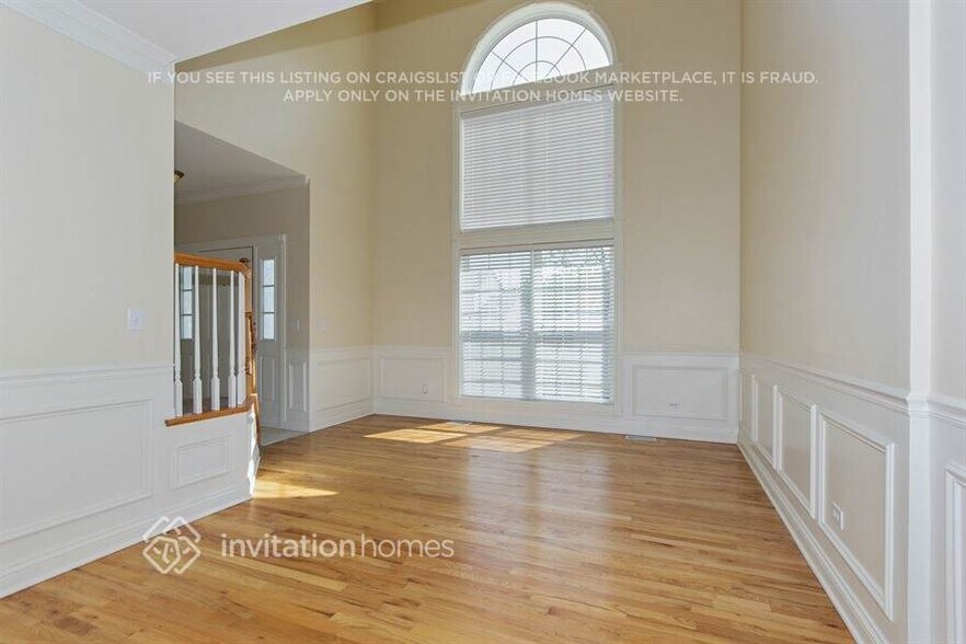 Building Photo - 2013 Arbor Falls Dr