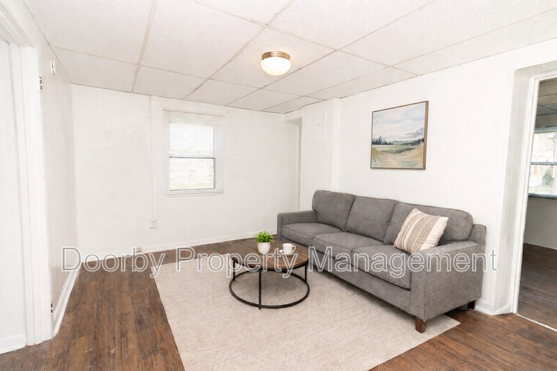 Building Photo - 15 Sawyer St