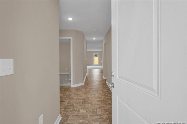 Building Photo - 737 Caelin Farms Rd