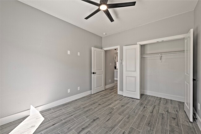 Building Photo - 9301 E Avenue L