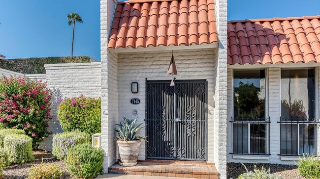 Building Photo - 7145 E McDonald Dr