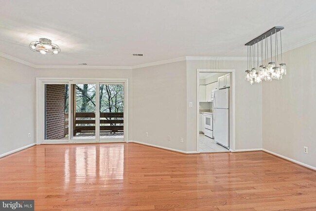 Building Photo - 11200 Beaver Trail Ct