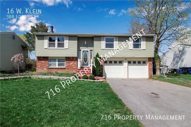 Primary Photo - 16 W Klein Rd