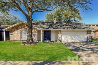 Building Photo - 11519 Perry Rd