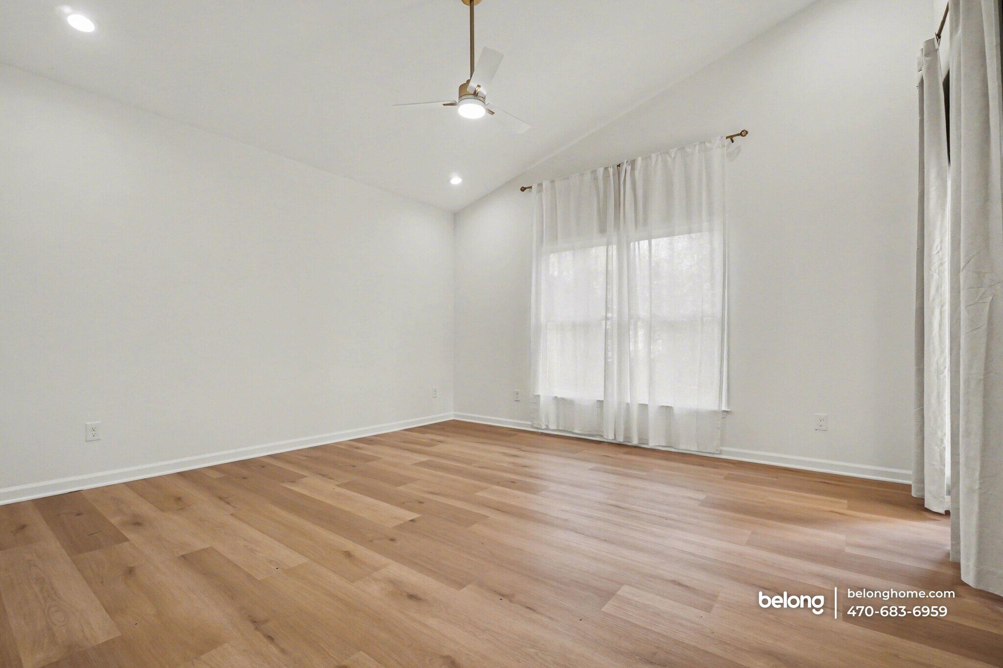 Building Photo - 1017 Sparks St SW