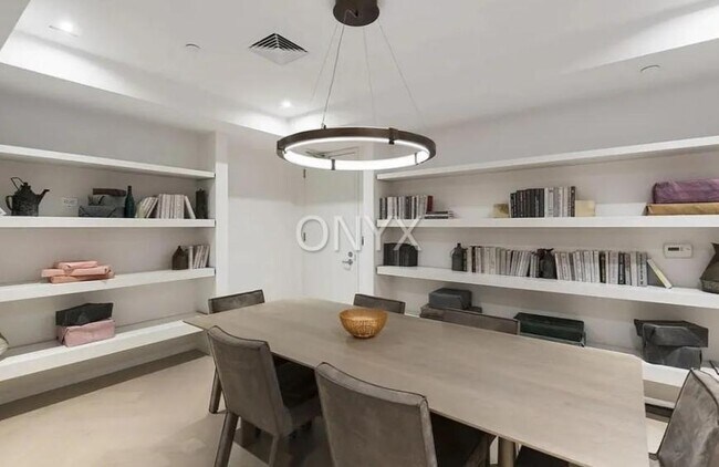 Building Photo - 2 bedroom in NEW YORK NY 10005