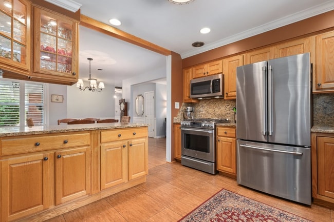 Building Photo - 12710 Schooner Dr
