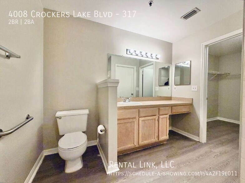 Building Photo - 4008 Crockers Lake Blvd