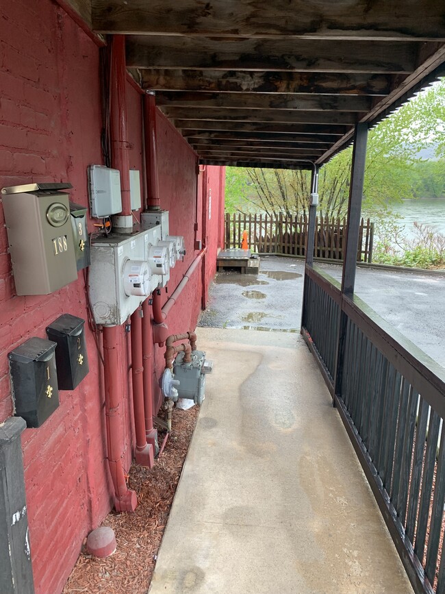 Outside - 188 N Main St