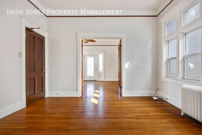 Building Photo - 796 Columbus Pkwy