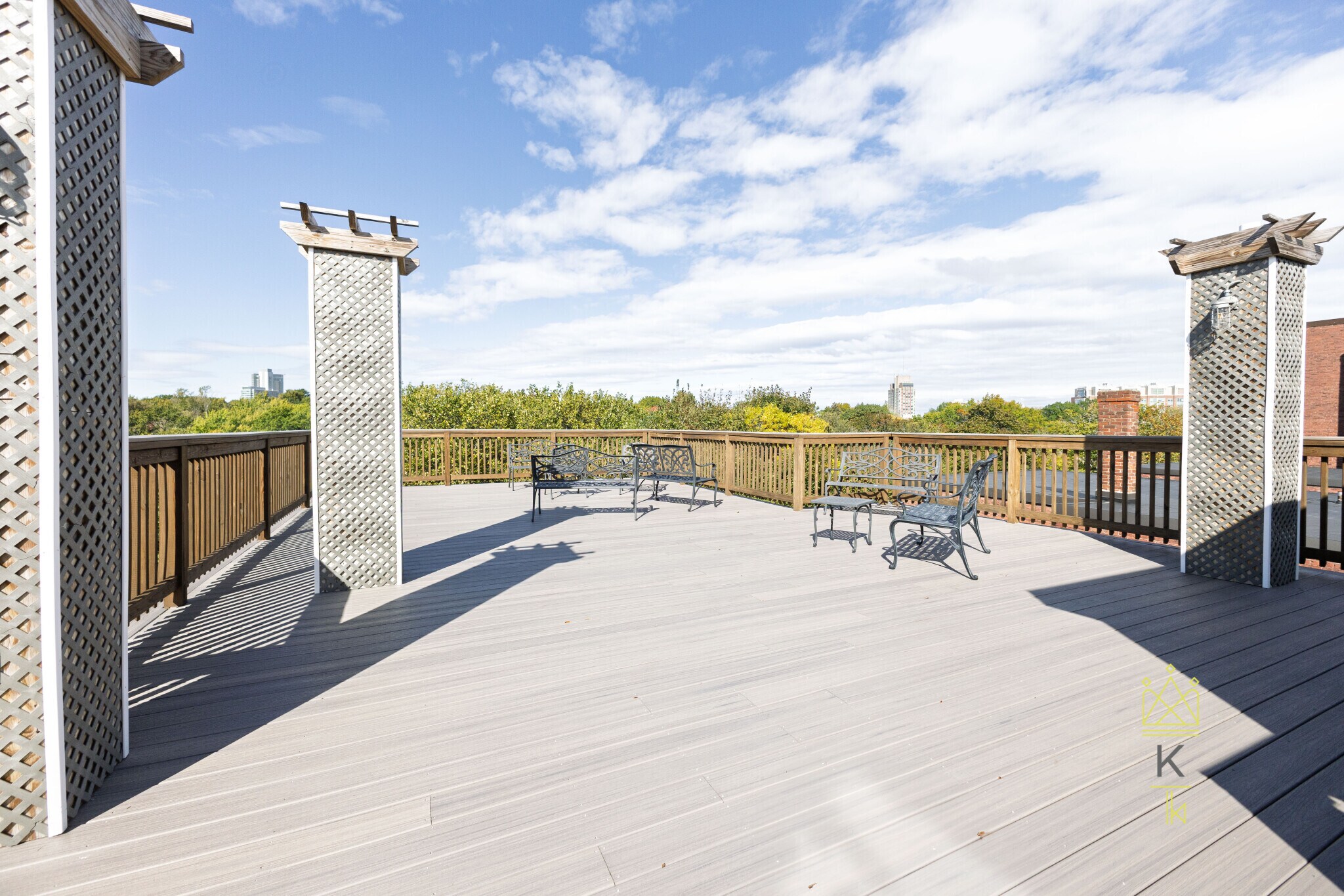 Building Photo - 1100 Beacon St