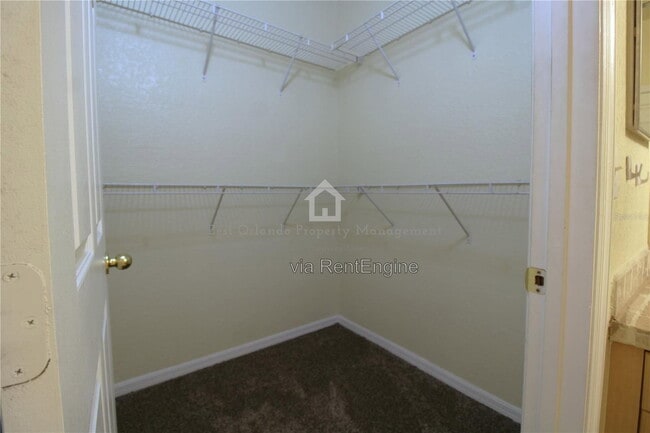 Building Photo - 3561 Conroy Rd
