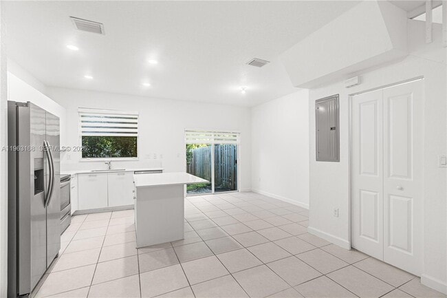 Building Photo - 12307 NW 23rd Ct