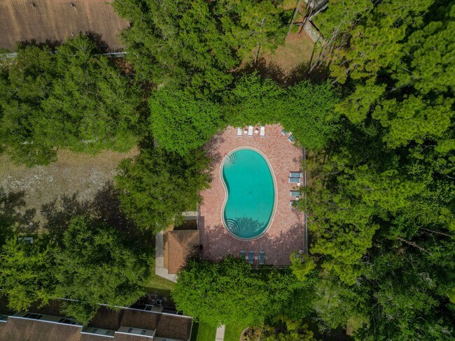 Building Photo - 8671 Hunters Key Cir