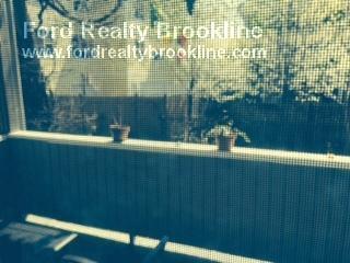 Building Photo - 102 Franklin St