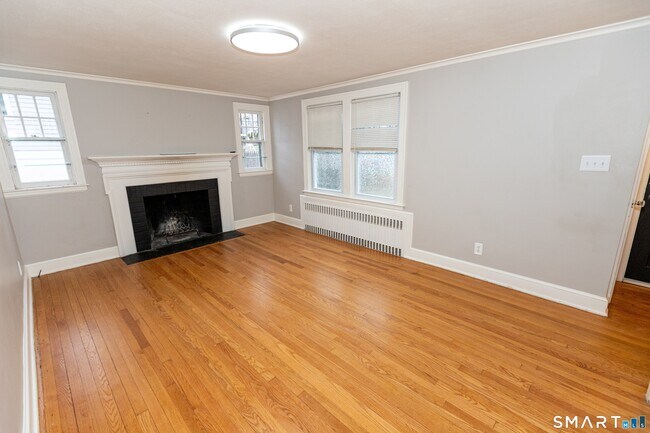 Building Photo - 99 Jordan Ln