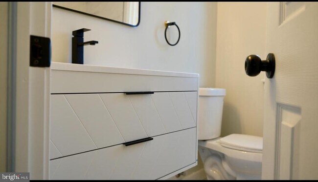 Building Photo - 5114 Montgomery Rd