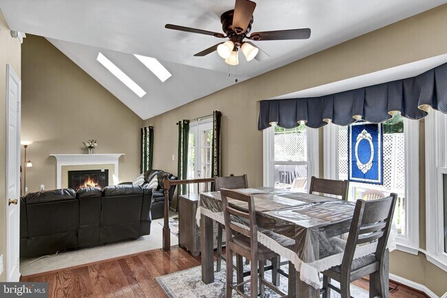 Building Photo - 3289 Kinross Cir