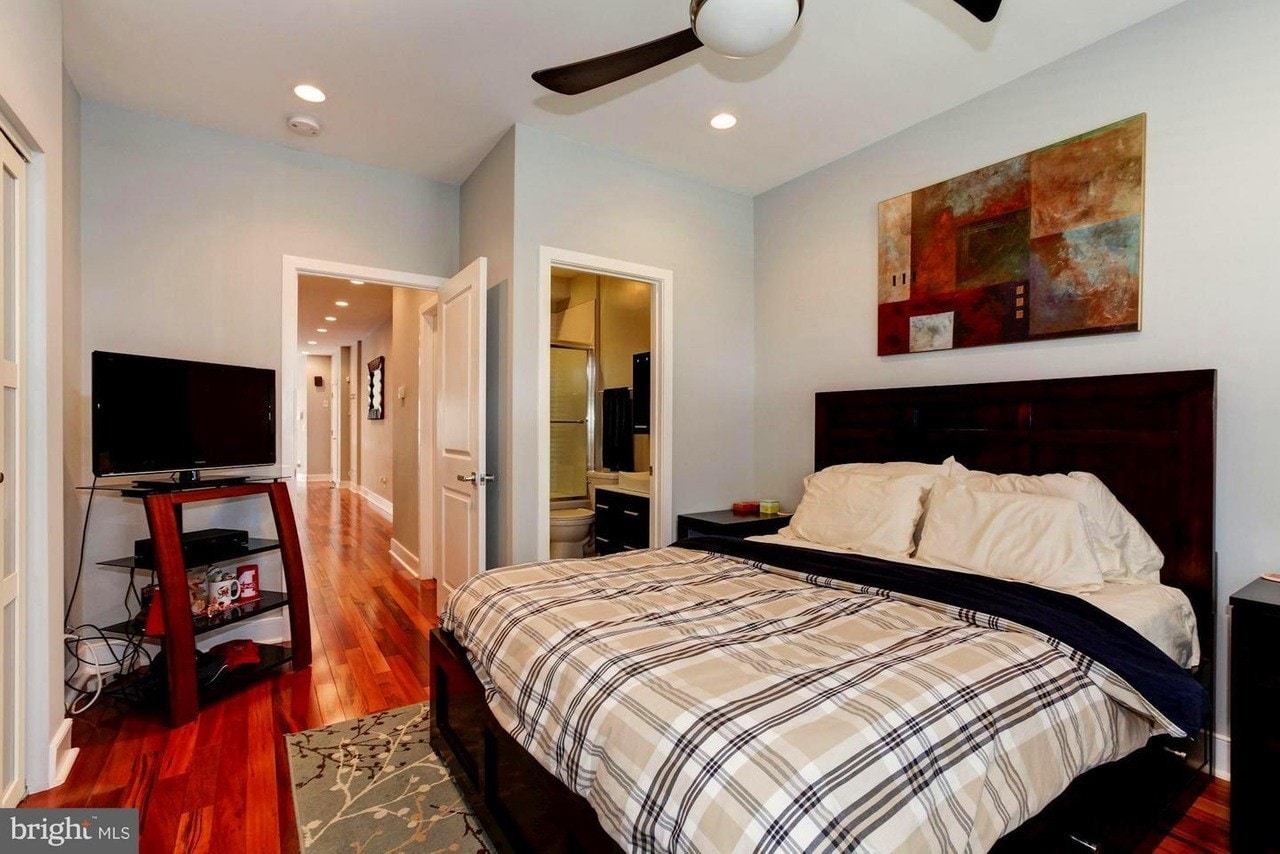 Master Bed Top Floor - 2819 11th St NW