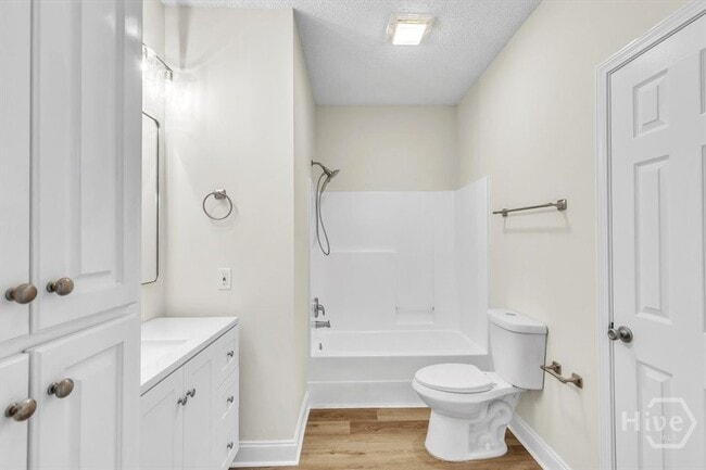 Building Photo - 141 Ivey St