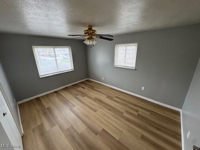 Building Photo - 1600 Lee Terrace Dr