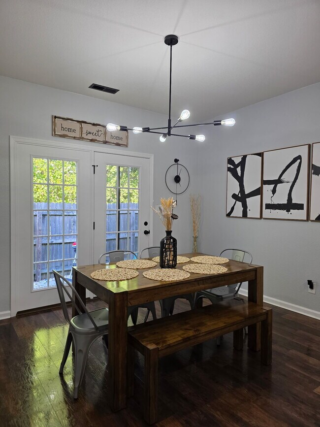 Building Photo - 155 Nautico Way