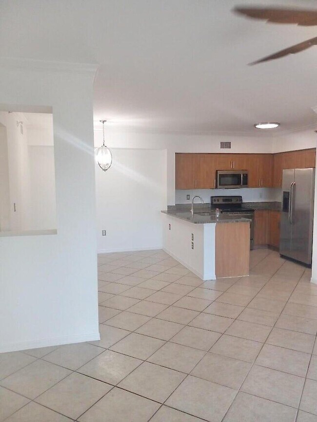 Primary Photo - 6450 Emerald Dunes Dr