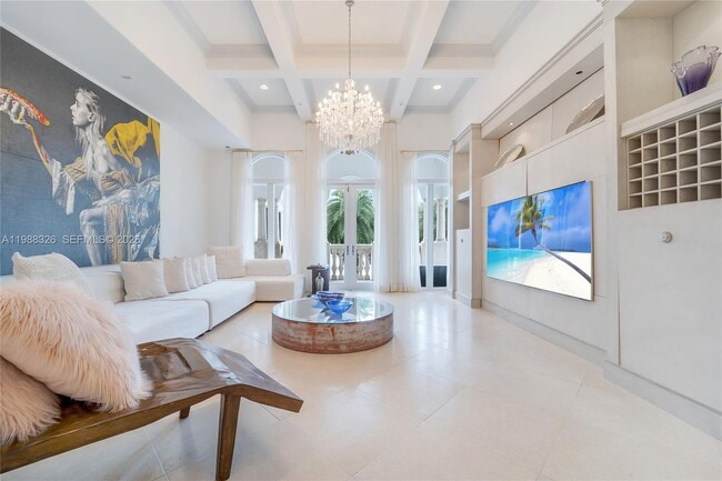 Building Photo - 100 Palm Ave