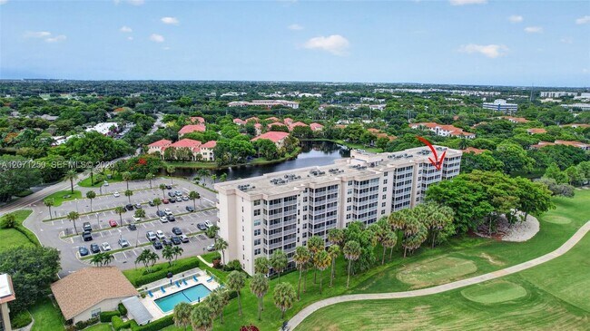 Building Photo - 250 Jacaranda Dr