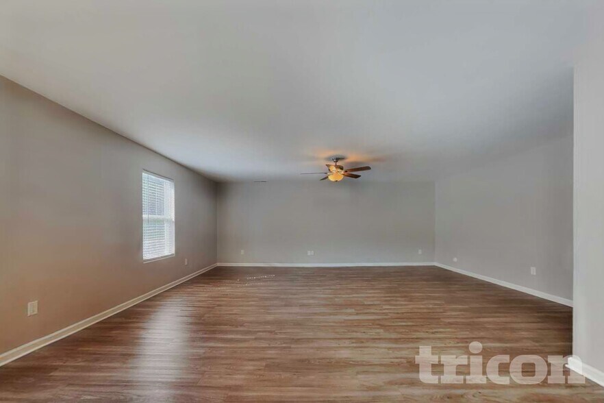Building Photo - 4217 Piedmont Farms Way