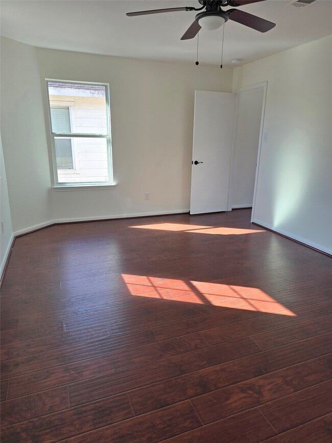 Building Photo - 3506 Lanesborough Dr