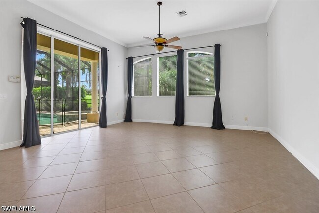 Building Photo - 11128 Sierra Palm Ct