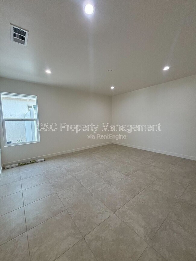 Building Photo - 18110 Gault St