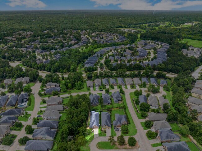Building Photo - 110 Logan Pass Ct
