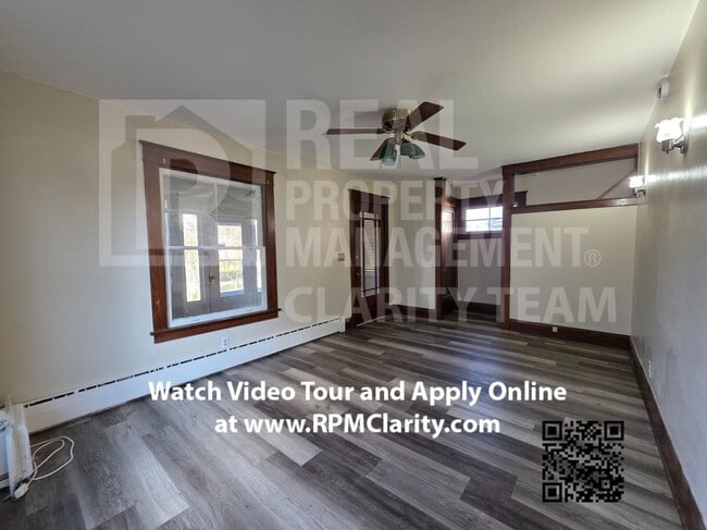 Building Photo - 4 Bed/1.5 Bath Five Point Home Recently Renovated