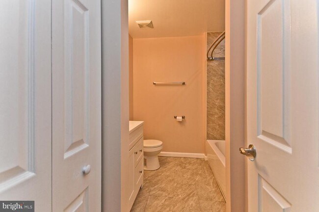 Building Photo - 11430 Horse Soldier Pl